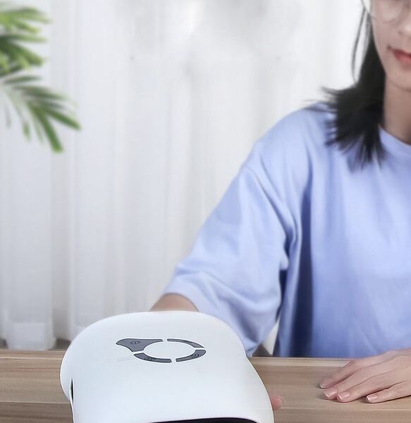 TECH LOVE MULTI-FUNCTIONAL HAND MASSAGER